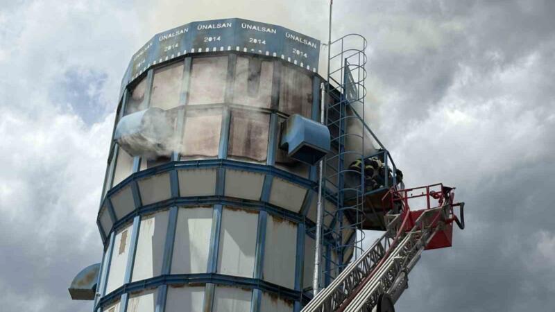 ahsap kapi fabrikasinin talas silosunda korkutan yangin flDkYGit