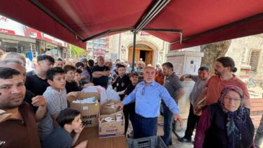 alaplida yuzlerce vatandasa asure ikrami ccR2n5dH