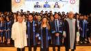 beunda basari ve mutluluk diplomalarla taclandi VH3qV8y2