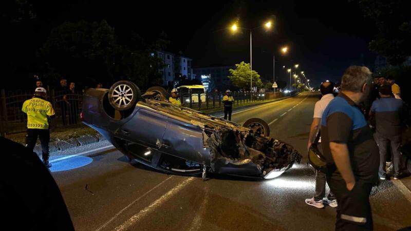 boluda d 100de takla atan otomobilden burunlari bile kanamadan ciktilar Qgk7kJs7