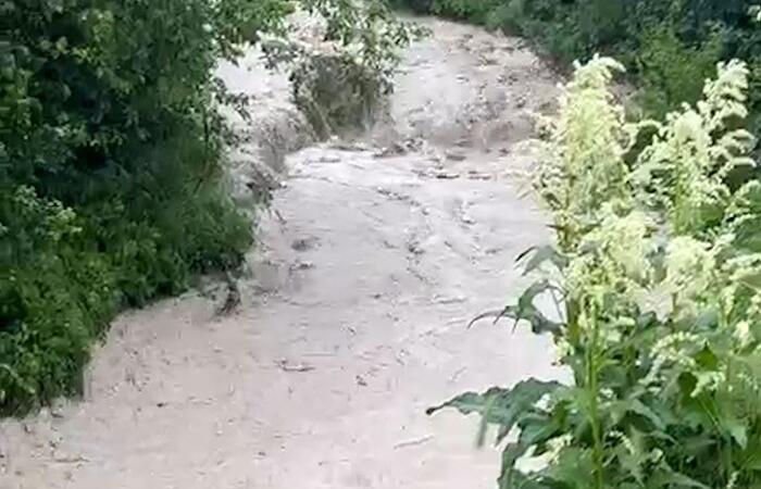 boluda dereler tasti tarim arazileri sular altinda kaldi TIAz2hDF