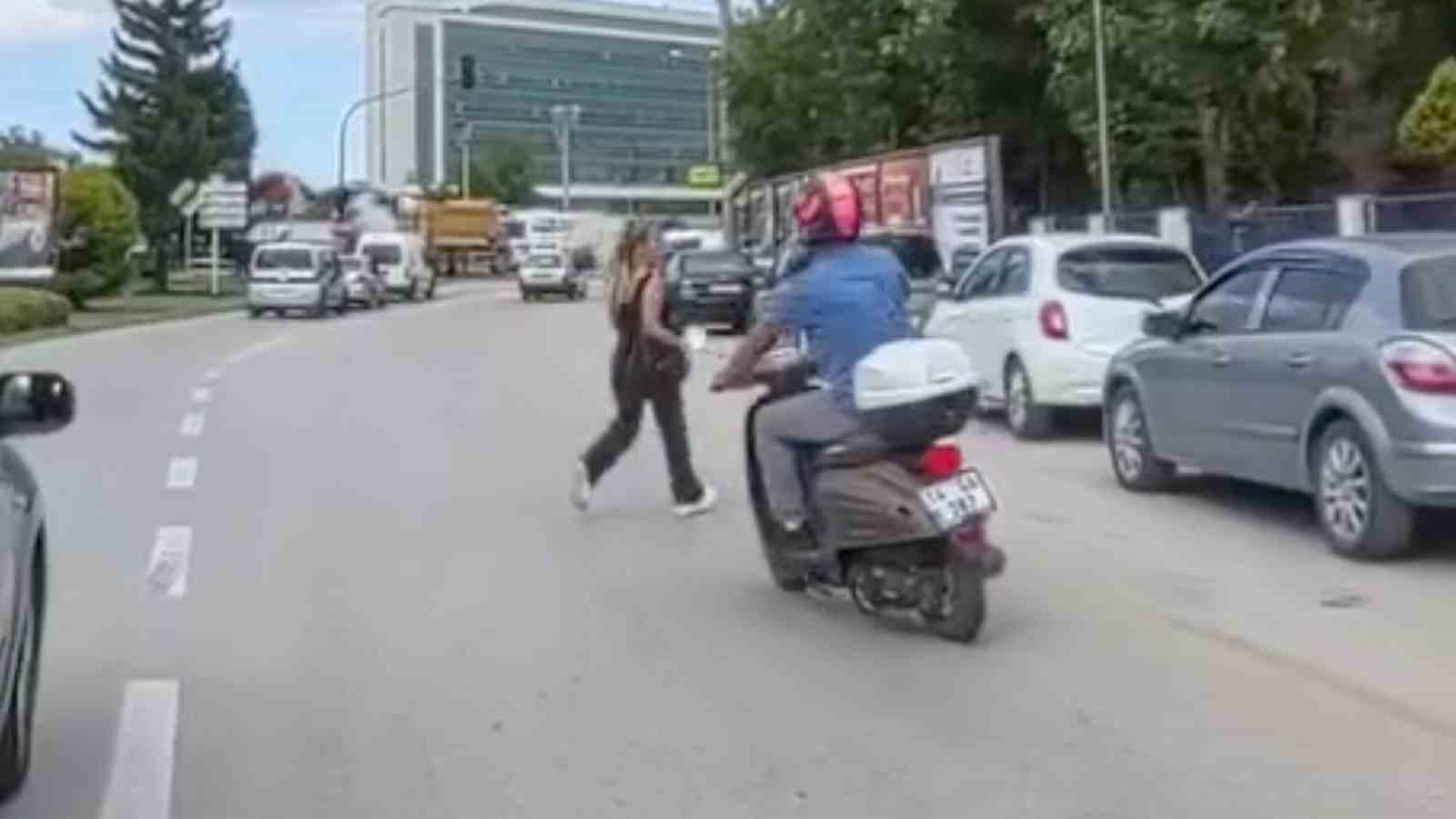 boluda kazadan kil payi kurtuldular o anlar kamerada 8tDD6L7q