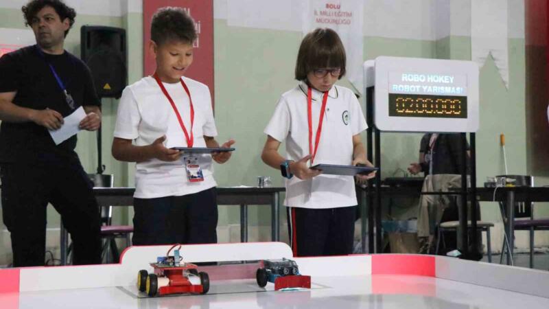 boluda ogrenciler tasarladiklari mini robotlarla yaristi qGpdeIQ6