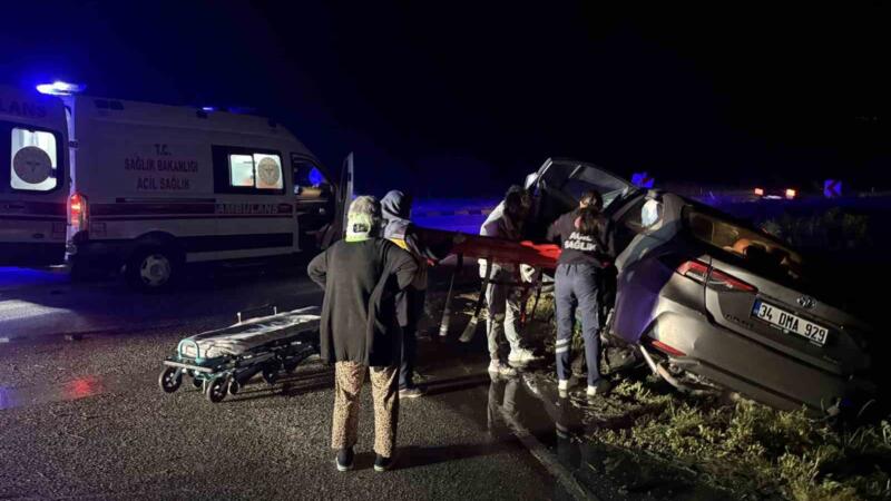 d100de otomobil refuje carpti 2 yarali Z8Hb1zBA