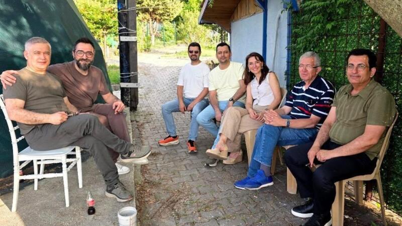 doktorlar mangal senliginde bulustu viW5mSJL
