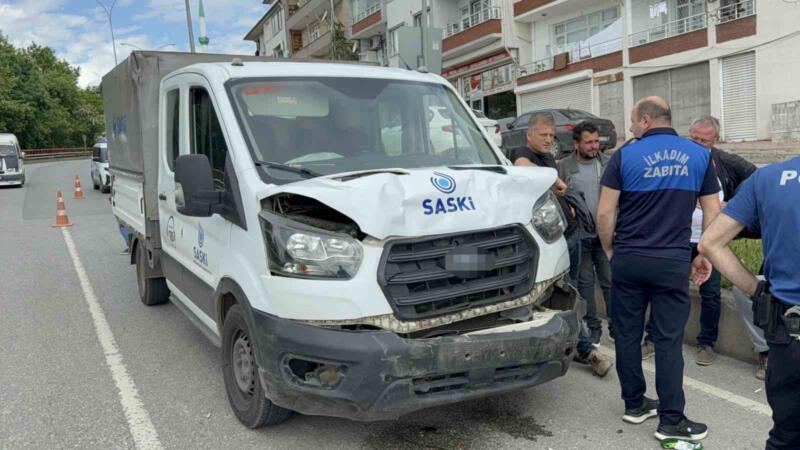kamyonet otomobile carpti 1 yarali RBuB2fOw