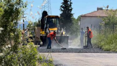 karabukte sicak asfalt calismalari devam ediyor PTfKLk1g
