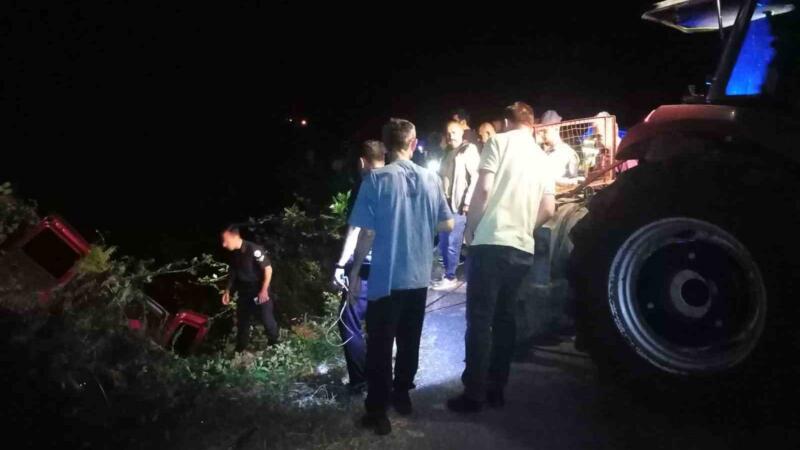 kastamonuda hafif ticari arac sarampole yuvarlandi 1 yarali Hxy6pgwF