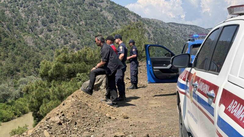 kelkit cayinda kaybolan genci arama calismalari 8inci gunde suruyor iuuen9Jm