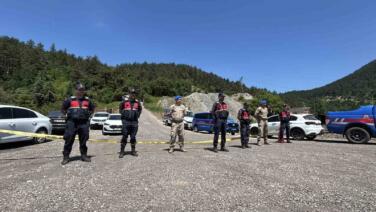 maden ocaginda hayatini kaybeden isciyi cikarma calismalarina yangin engeli rl5rexii