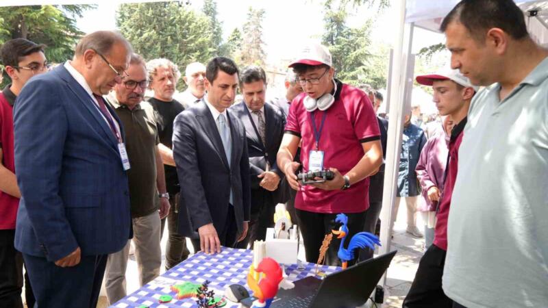 meslek lisesi ogrencilerinin yaptigi urunler gorucuye cikti f4MmUGc3