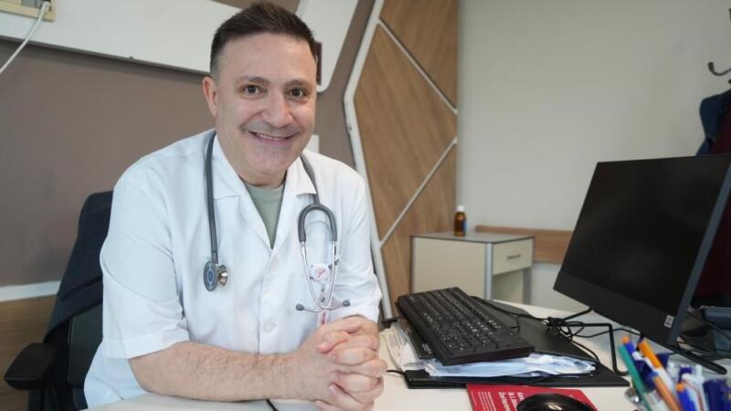 profesor acikladi covid 19 asilari temiz cikti OKS8OHfq
