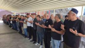 rizedeki feci kazada hayatini kaybedenler topraga verildi Z7Cxr2Lv