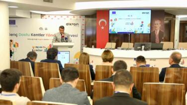 samsuna genc dostu kent odulu Lhyum68b