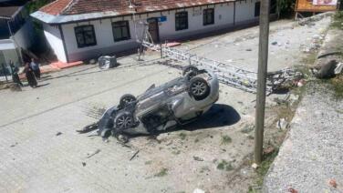 takla atan otomobil aydinlatma diregine carpti 1 yarali MQ3Qt4eV