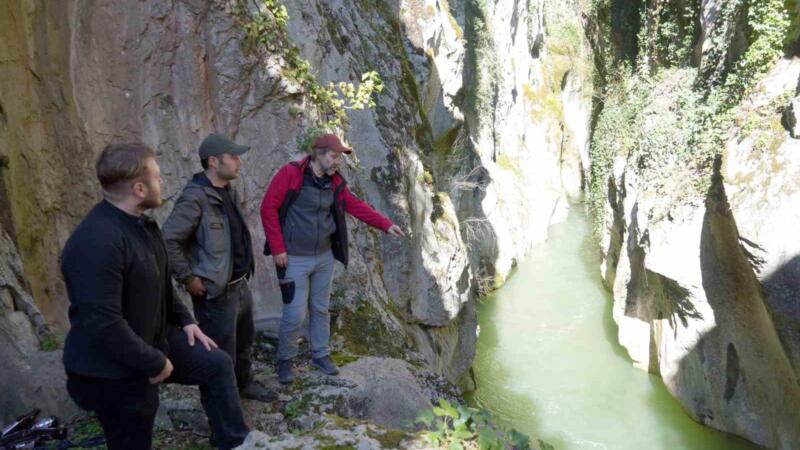 tarihi kalintilarin da bulundugu iki koy arasinda kalan kanyon kesfedilmeyi bekliyor NB8KkZ2W