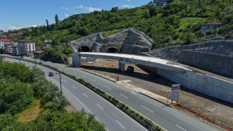 trabzonun 30 yillik hayali olan guney cevre yolu projesinde calismalar suruyor rUWGjciq