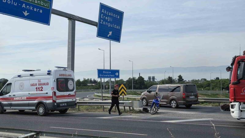 viraji alamayan motosiklet surucusu bariyere carpti Ps8Wgg3z