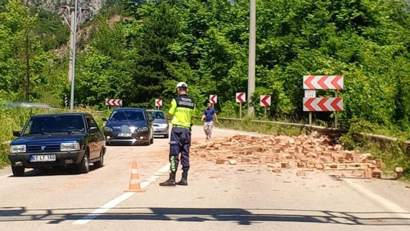 yola sacilan tuglalar ulasimi tek yone dusurdu UUlfGEVh