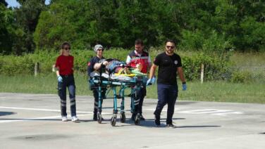 yuksekten dusen kadinin imdadina ambulans helikopter yetisti k9cubrAq