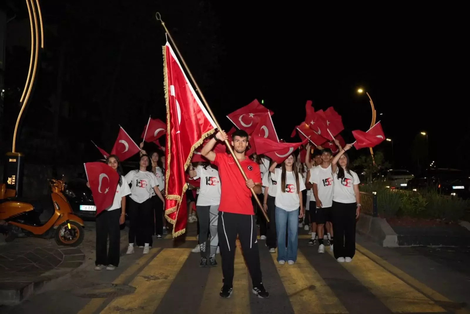 15 Temmuz ruhu sancak kosusuyla yasatildi