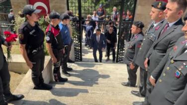 15 temmuz demokrasi ve milli birlik gununde sehitlik ziyareti R4bx1Ipz