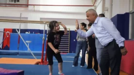 Guvenden genc sporculara moral ziyareti