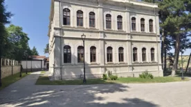 Tarihi Tas binaya idari birimler tasinmaya basladi2