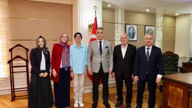 Vali Cagatay LGS birincisini makaminda agirladi2
