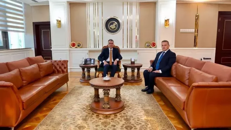 Vali Cagatay yeni Il Muduru Sami Cifti makaminda kabul etti