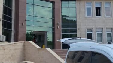 agina dusurdugu vatandasi 15 milyon tl dolandiran supheli polisten kacamadi G8zn4Iwn