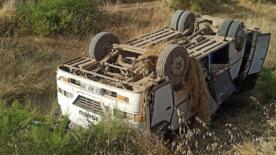 amasyada tarim iscilerini tasiyan midibus devrildi 16 yarali azrfhNQJ