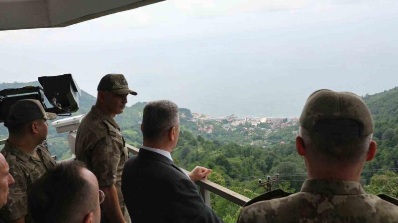 artvin valisi ergunden gurcistan sinir karakollarinda denetim vCI3Gj9y