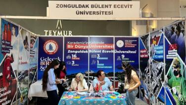 beun gaziantepte aday ogrencilerle bulustu ZKXAQ2DH