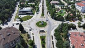 boluda trafik guvenligi icin yol cizgileri yenileniyor y5sUltwa