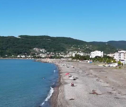 cidede selin ardindan vatandaslar sahillerde denize girmeye basladi bbkvH5pW