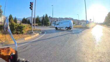 karabukte kirmizi isik ihlalleri kask kamerasinda s3dSWMtg