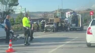 karabukte zincirleme kazada 1i agir 2 kisi yaralandi gL9bPul8