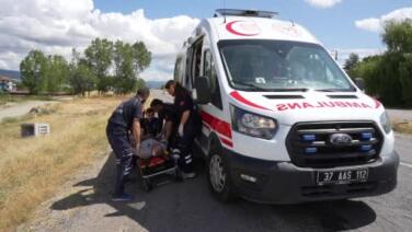 kastamonuda cip ile otomobil carpisti 1i agir 5 yarali K2yeyk1y