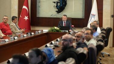 kbu senatosunda uluslararasi basarilar ve yeni hedefler gorusuldu fgc1LpAq