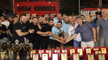 samsunda sehitlere saygi ve vefa futbol turnuvasi OhS6ZsRf