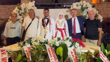 siyaset sendika ve is dunyasi dugunde bulustu zeScPsk8