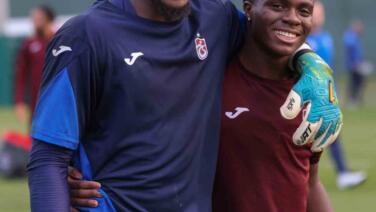 trabzonspor christ oulai ile yabanci oyuncu transferinde tarihi satisa imza atti 8yd7DeOc