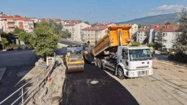 5000 Evler 33 Nolu Caddede asfalt calismasi basladi