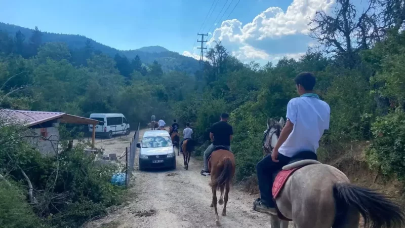 Devlet korumasindaki genclere anlamli gezi
