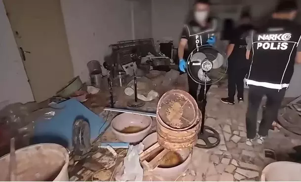 Karabuk dahil 71 Ilde uyusturucu operasyonu1