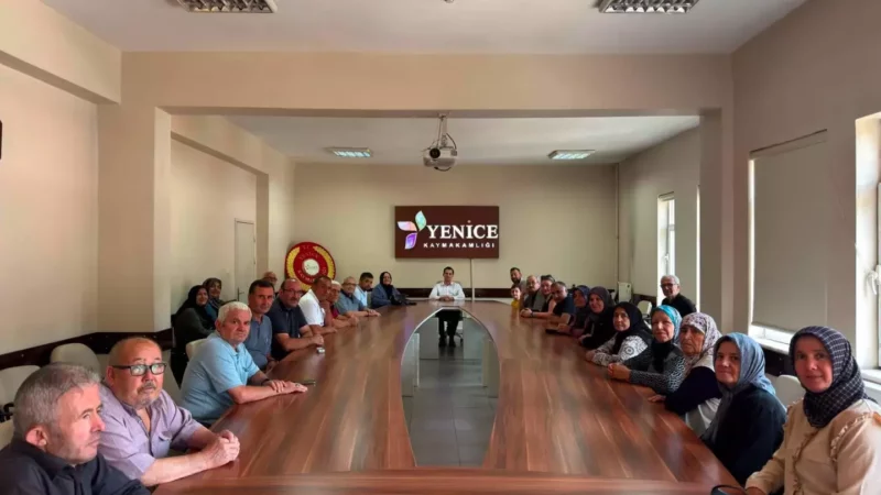 Kaymakam Canga vatandaslarin taleplerini dinledi