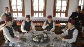 Kaymakamlar Evi ziyaretcilerini gecmise goturuyor