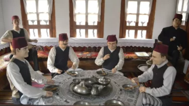 Kaymakamlar Evi ziyaretcilerini gecmise goturuyor