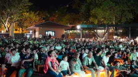 Lyon zaferi Karabukte dev ekranda izlendi